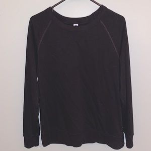 Old Navy black crewneck (size large)